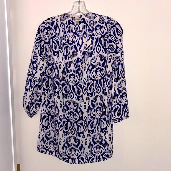 Cremieux Blue and White Abstract Paisley Print Semi Sheer Blouse Career work - Picture 1 of 7